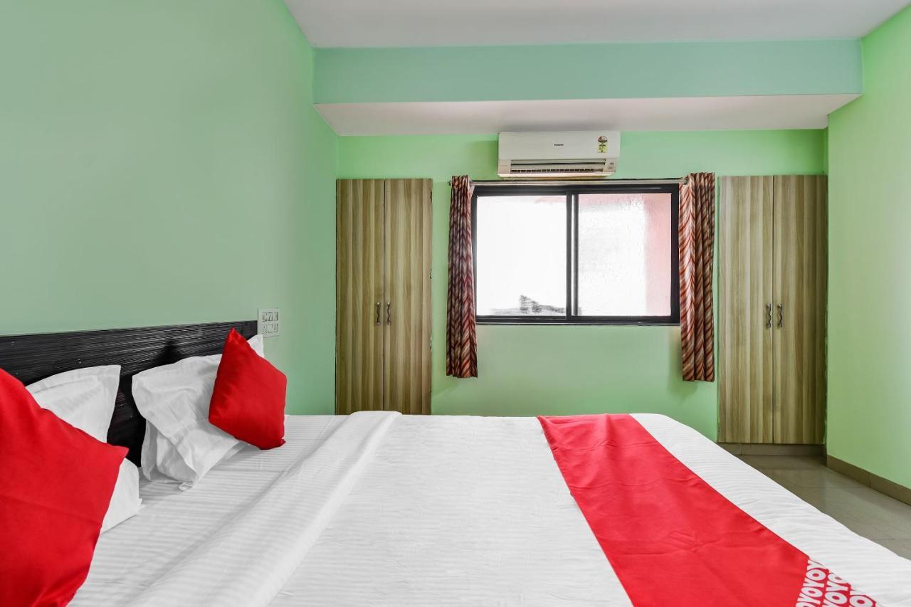 Oyo Hotel Samarth Lodge Solapur Eksteriør bilde