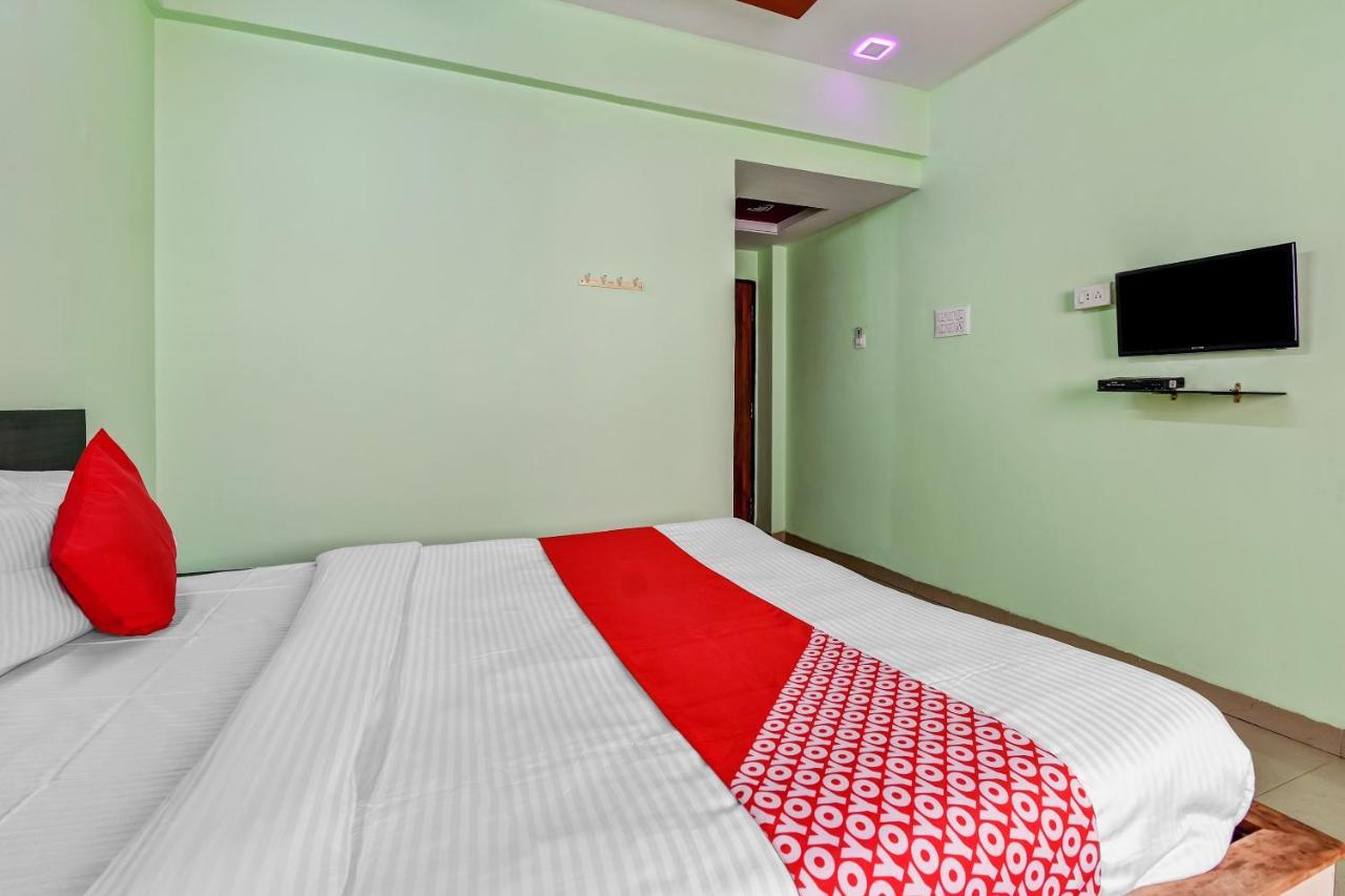 Oyo Hotel Samarth Lodge Solapur Eksteriør bilde