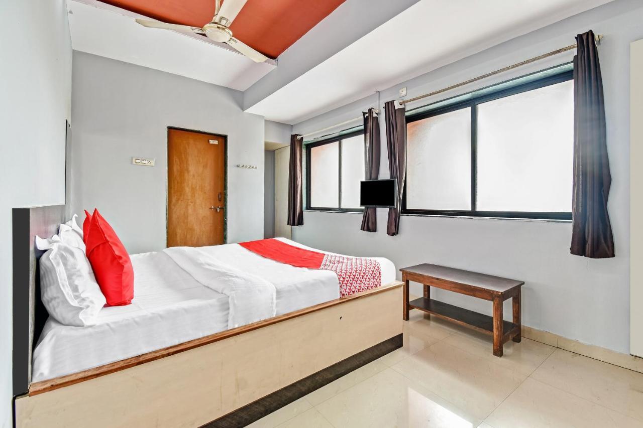 Oyo Hotel Samarth Lodge Solapur Eksteriør bilde