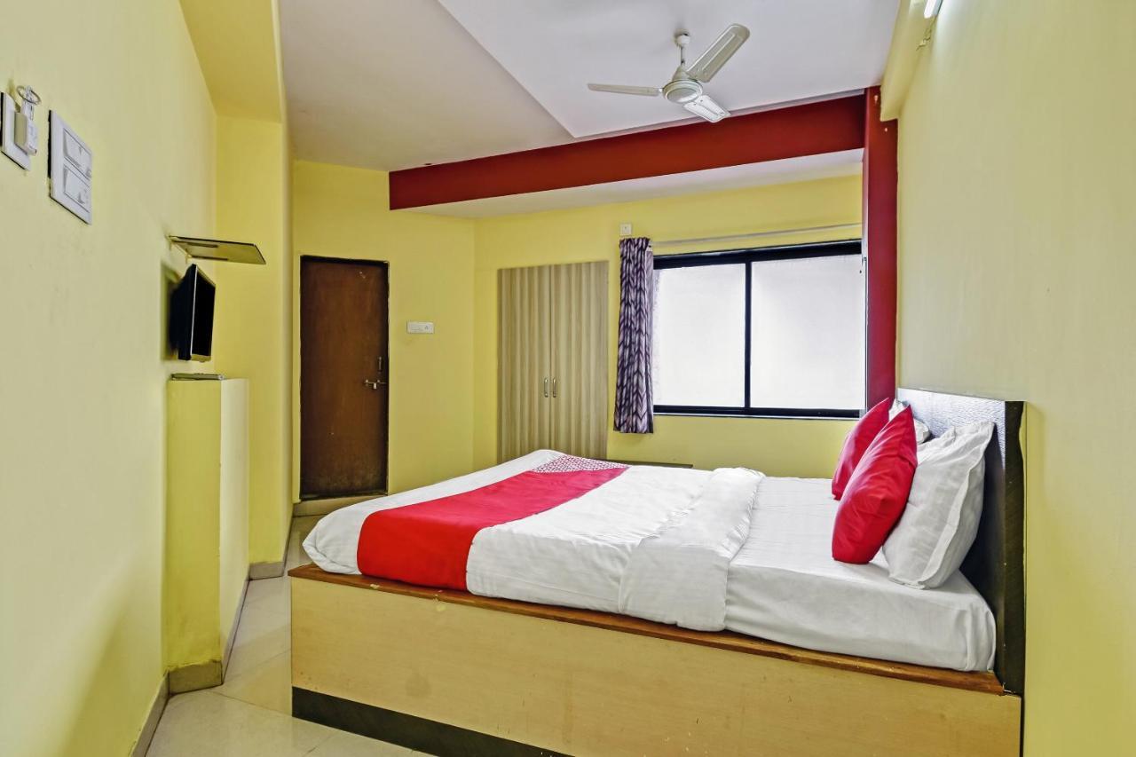 Oyo Hotel Samarth Lodge Solapur Eksteriør bilde
